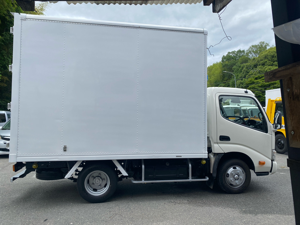 アルミバン4