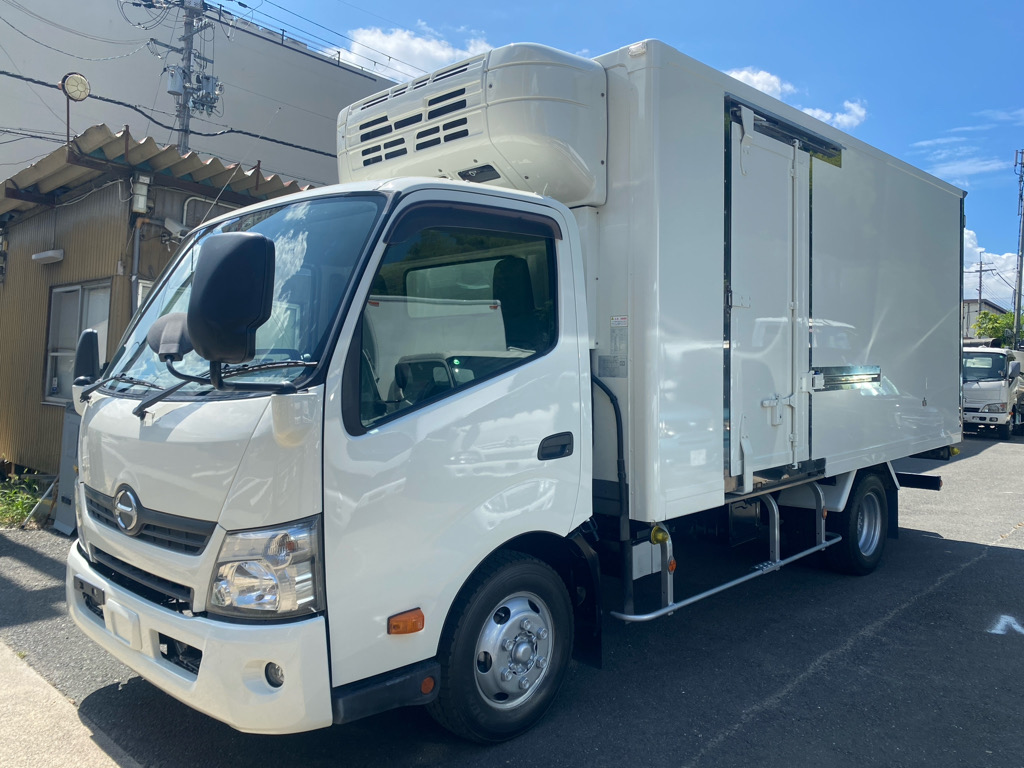 冷凍車1