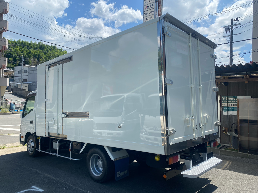 冷凍車10