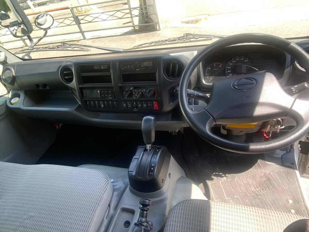 冷凍車17